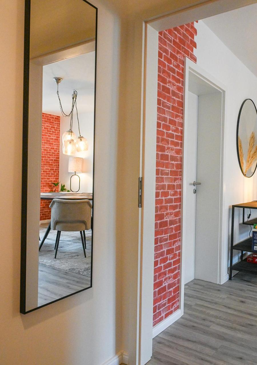 Stays4you - Zentrale Lage, Uninaehe, Extralange Betten Apartment *