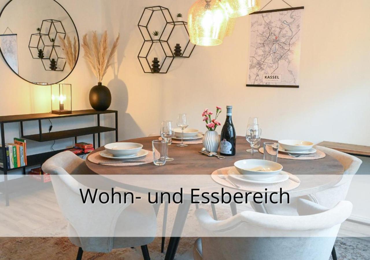 Stays4you - Zentrale Lage, Uninaehe, Extralange Betten *